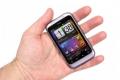 Мобильный телефон HTC Wildfire S Различные датчики выполняют различные количественные измерения и конвертируют физические показатели в сигналы, которые распознает мобильное устройство